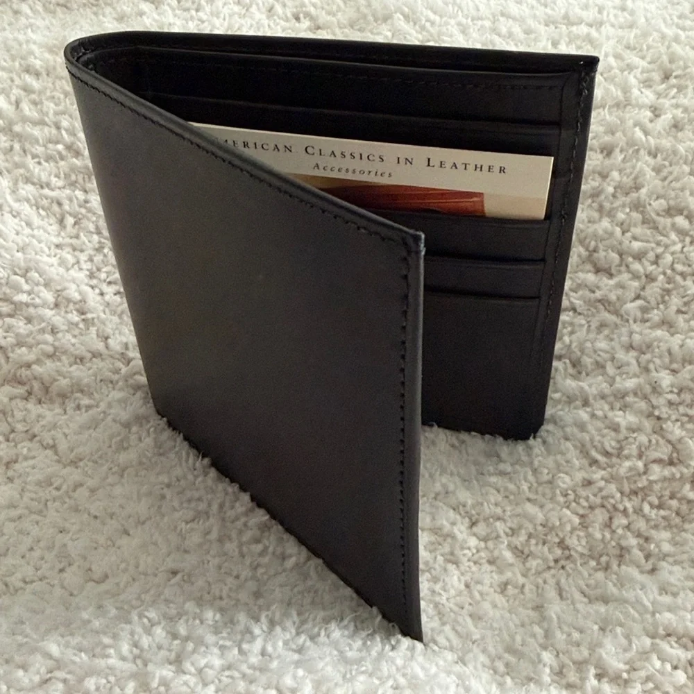 NWOT Coach Black Leather Wallet